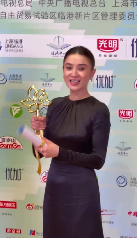 【3選1】宋佳が白玉蘭賞を受賞！その演技力は本物？/ 宋佳、白玉蘭賞で視后に！その裏に隠された努力とは/ 宋佳の受賞に賛否両論？白玉蘭賞の審査基準を考える