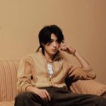 新学期最初の週末、王鶴棣が贈る朝の癒やし～SNSで話題の「鵝娘モーニングコール」とは？