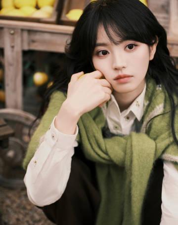 田曦薇28歳の誕生日：輝く笑顔の裏にある女優の葛藤と成長