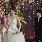 白い衣の貴公子が赤い絨毯に現れた！王玉雯と周翊然が『白衣公卿』でファンを魅了