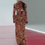 【3選】田曦薇の金色ドレスがネット騒然！「スターダスト大賞」の光と影、彼女は本当に「次のスター」なのか？