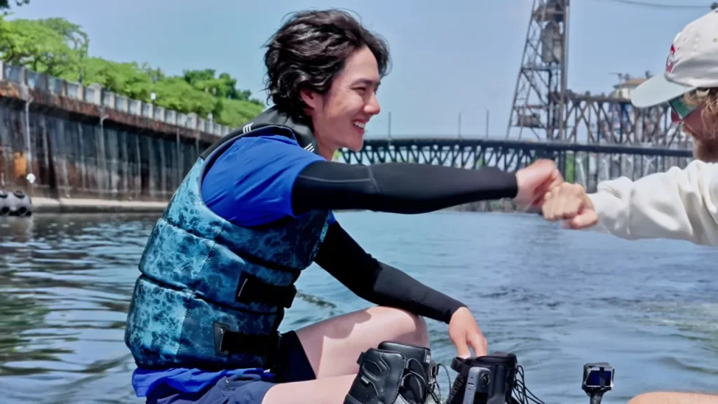 木の上で一夜を明かす王一博、自然との一体感に「本当の自分」を見つける感動の瞬間